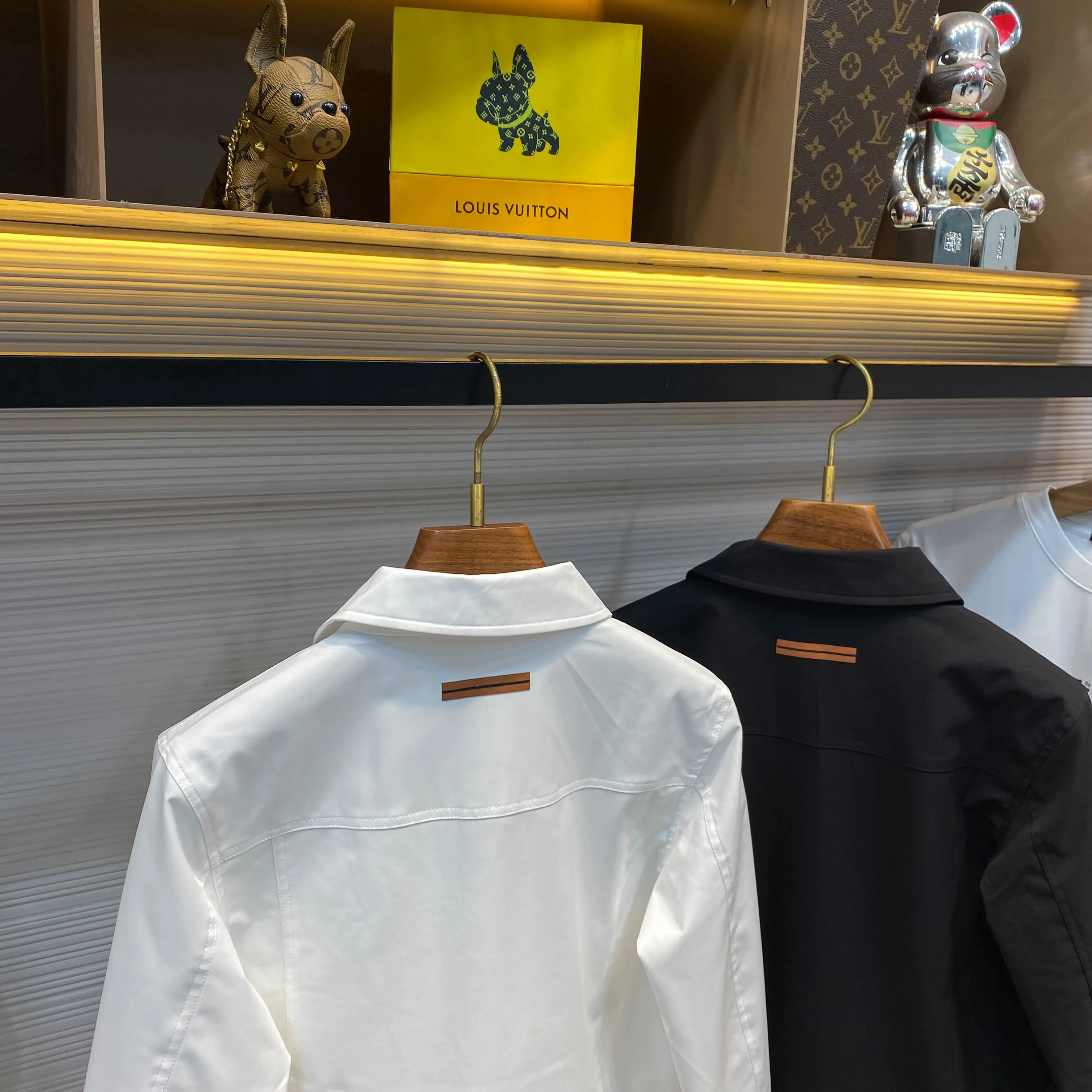 Black Sizes：M。EZ New Arrival ， Versatile ！ ， ！ Classic ， ！ Premium ， ， ， ， ， ， ， ！ ， ， ， ！ ， ， ， ！ ZZ ， ， ， ， ！ Classic ， ， ！ ， ， ， ！ ， Versatile ， ， ！Black/White， ！Size：M-3XL M ： 44cm- 104cm- 65cm- 61cm L ： 45cm- 108cm- 67cm- 62cm XL ： 46cm- 112cm- 69cm- 63cm XXL ： 47cm- 116cm- 71cm- 64cm 3XL ： 48cm- 120cm- 73cm- 65cm Size （ ）： 174-140 ， L ！ 128 M ，128-140 L ，140-153 XL ，153-166 XXL ，166-180 3XL ！